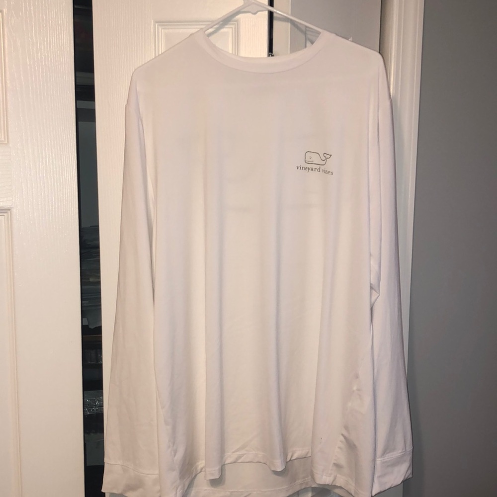 Men’s Vineyard vines long sleeve